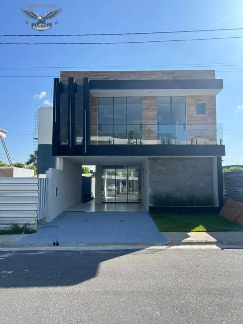 Casa de Condomínio com 4 quartos à venda, 220m2 em Centro, Ananindeua - PA - imagem 1 Foto 1 de Casa de Condomínio com 4 quartos à venda, 220m2 em Centro, Ananindeua - PA