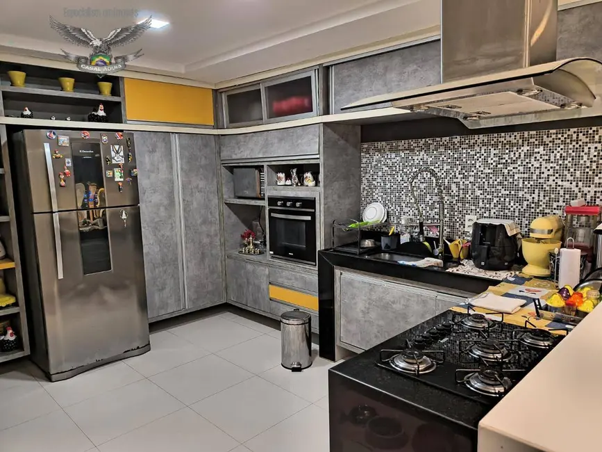 Foto 2 de Casa de Condomínio com 4 quartos à venda, 450m2 em Parque Verde, Belem - PA