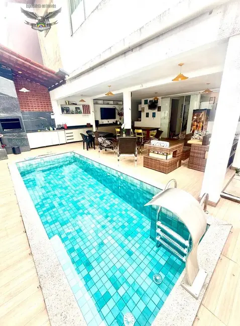 Casa de Condomínio com 4 quartos à venda, 360m2 em Quarenta Horas (Coqueiro), Ananindeua - PA - imagem 8 Foto 8 de Casa de Condomínio com 4 quartos à venda, 360m2 em Quarenta Horas (Coqueiro), Ananindeua - PA