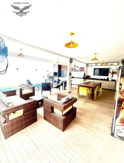 Casa de Condomínio com 4 quartos à venda, 360m2 em Quarenta Horas (Coqueiro), Ananindeua - PA - imagem 9 Foto 9 de Casa de Condomínio com 4 quartos à venda, 360m2 em Quarenta Horas (Coqueiro), Ananindeua - PA