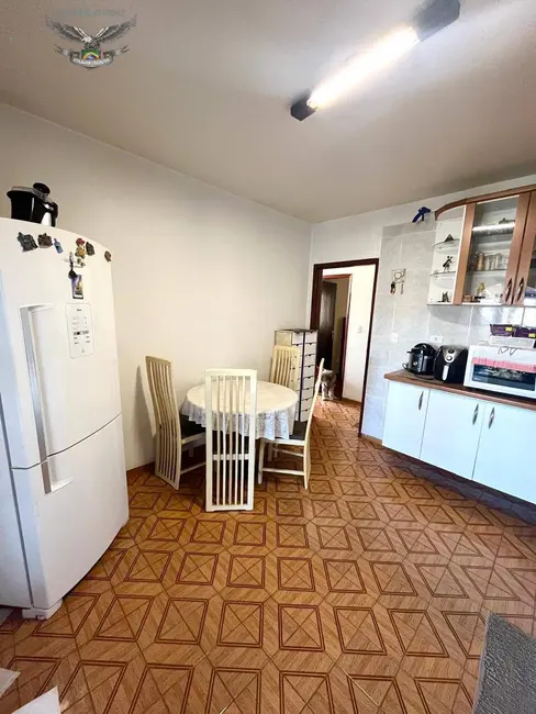 Casa com 2 quartos para alugar, 100m2 em Parque Santo Antônio, Guarulhos - SP - imagem 7 Foto 7 de Casa com 2 quartos para alugar, 100m2 em Parque Santo Antônio, Guarulhos - SP