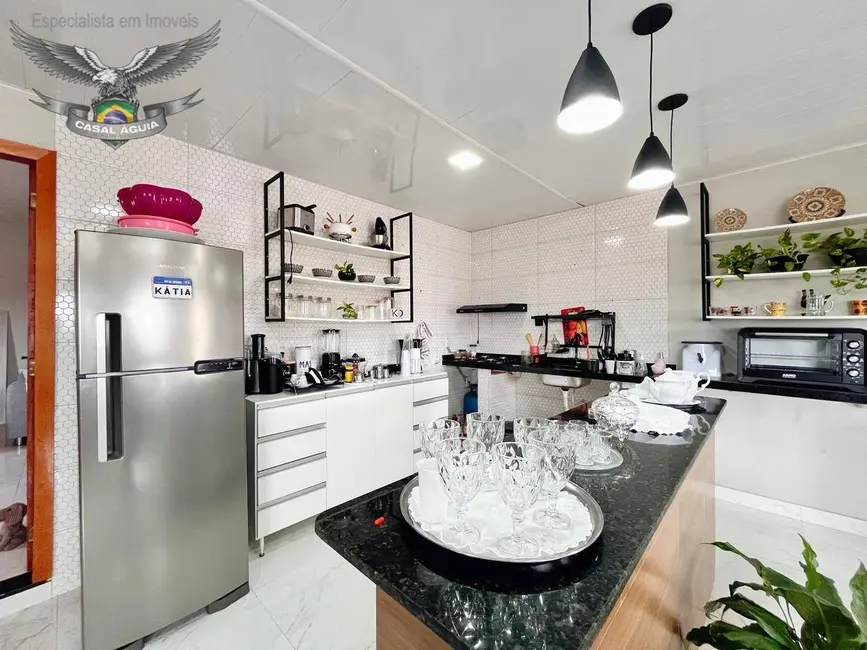 Foto 3 de Casa de Condomínio com 5 quartos à venda, 280m2 em Quarenta Horas (Coqueiro), Ananindeua - PA