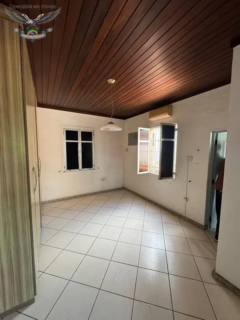 Casa com 3 quartos à venda, 600m2 em Cidade Velha, Belem - PA - imagem 2 Foto 2 de Casa com 3 quartos à venda, 600m2 em Cidade Velha, Belem - PA