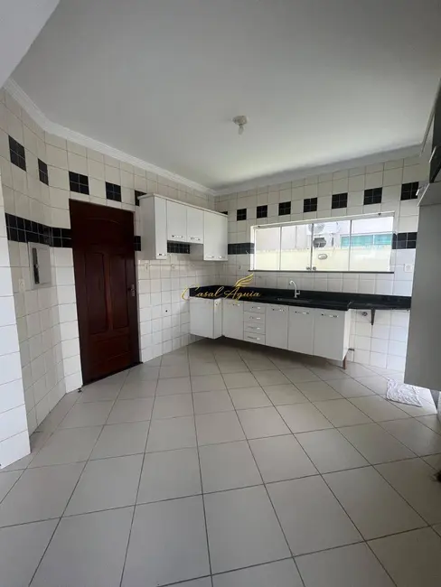 Foto 2 de Casa de Condomínio com 3 quartos para alugar, 160m2 em Parque Verde, Belem - PA