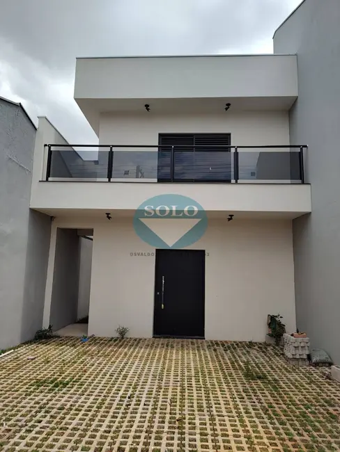 Foto 2 de Casa com 2 quartos à venda, 129m2 em Vila Liberdade, Jundiai - SP