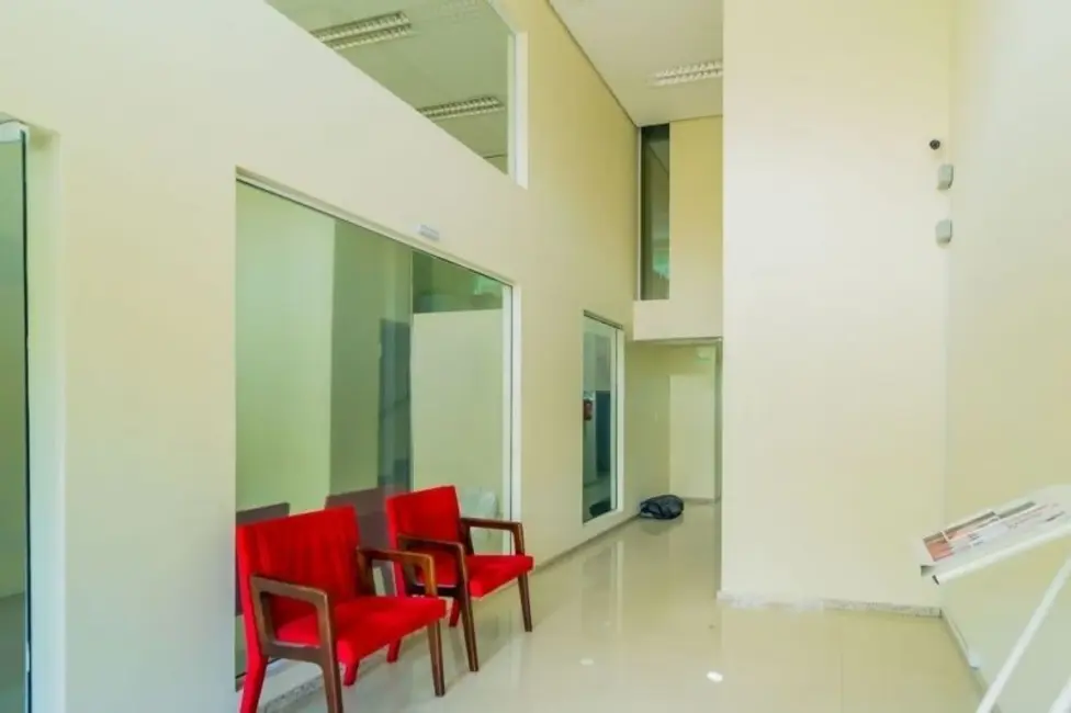 Foto 4 de Sala Comercial à venda, 734m2 em Jardim Itu Sabará, Porto Alegre - RS