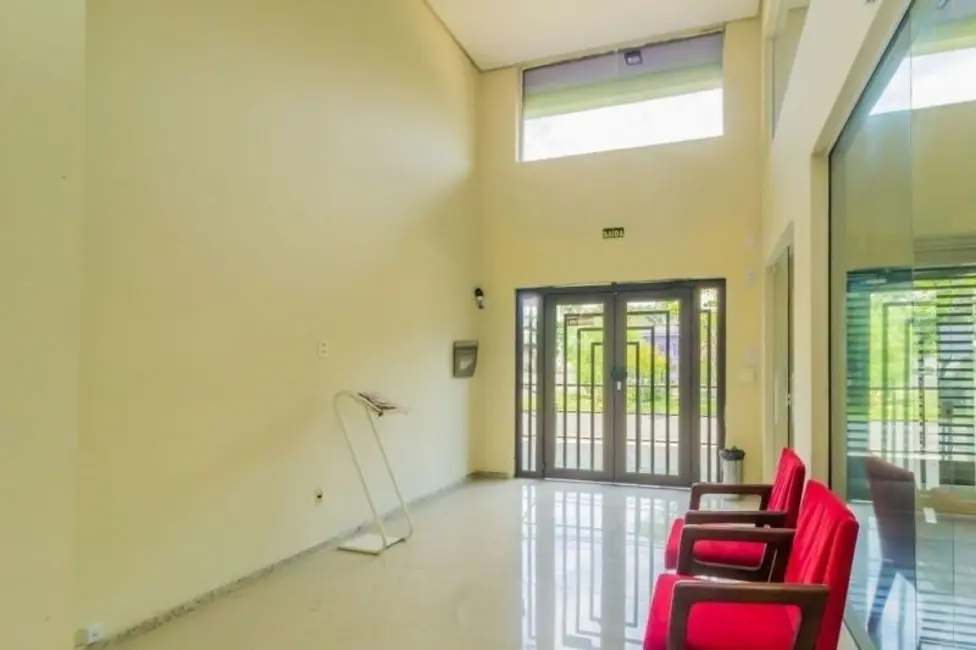 Foto 2 de Sala Comercial à venda, 734m2 em Jardim Itu Sabará, Porto Alegre - RS