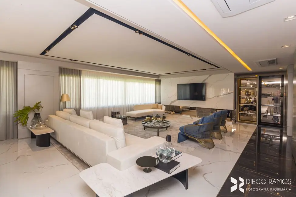 Foto 2 de Apartamento com 3 quartos à venda, 291m2 em Jardim Europa, Porto Alegre - RS