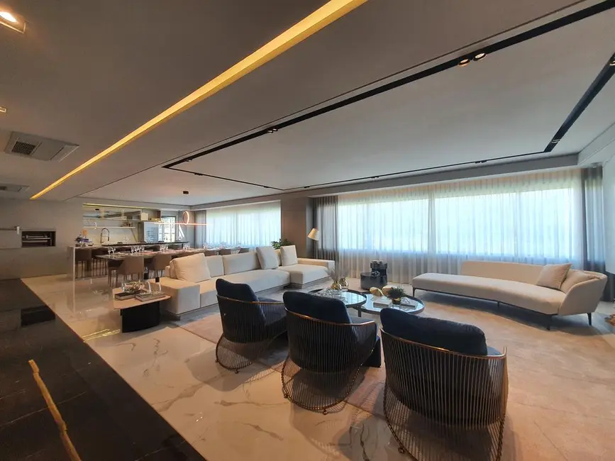 Apartamento com 4 quartos à venda, 202m2 em Jardim Europa, Porto Alegre - RS - imagem 9 Foto 9 de Apartamento com 4 quartos à venda, 202m2 em Jardim Europa, Porto Alegre - RS