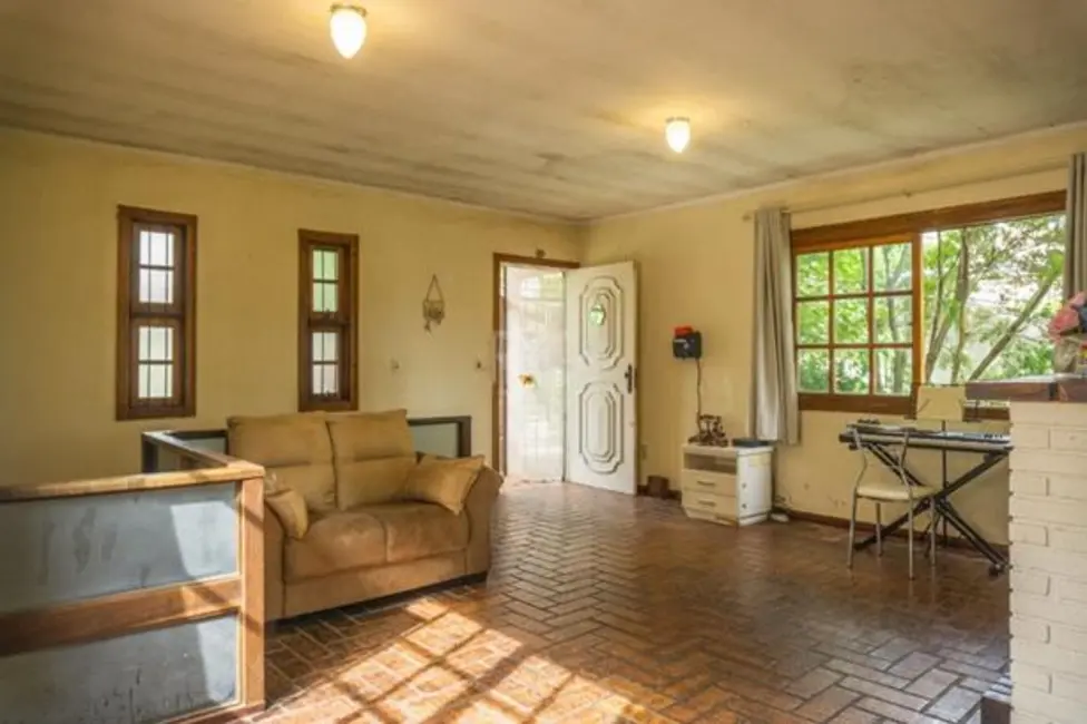 Foto 3 de Casa com 3 quartos à venda, 173m2 em Chácara das Pedras, Porto Alegre - RS