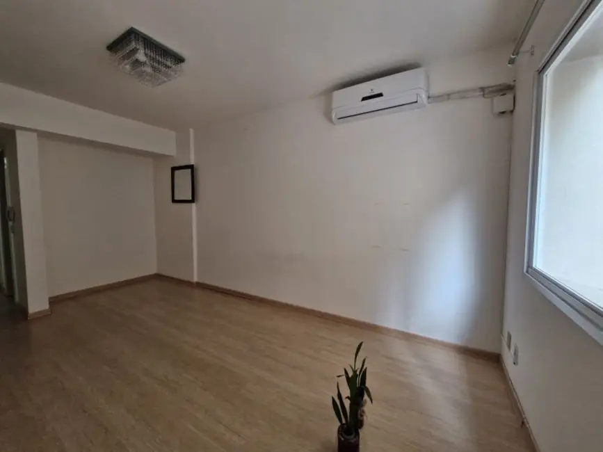 Foto 6 de Apartamento com 1 quarto à venda, 43m2 em Farroupilha, Porto Alegre - RS