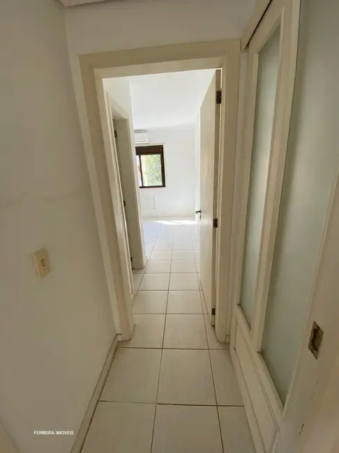 Foto 7 de Apartamento com 2 quartos à venda, 67m2 em Mont Serrat, Porto Alegre - RS