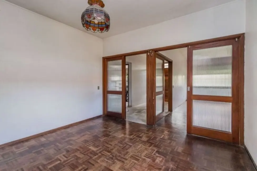 Foto 9 de Casa com 3 quartos à venda, 202m2 em Jardim Lindóia, Porto Alegre - RS