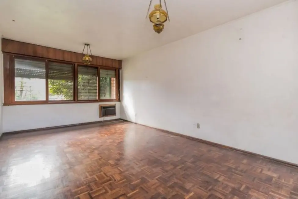 Foto 2 de Casa com 3 quartos à venda, 202m2 em Jardim Lindóia, Porto Alegre - RS
