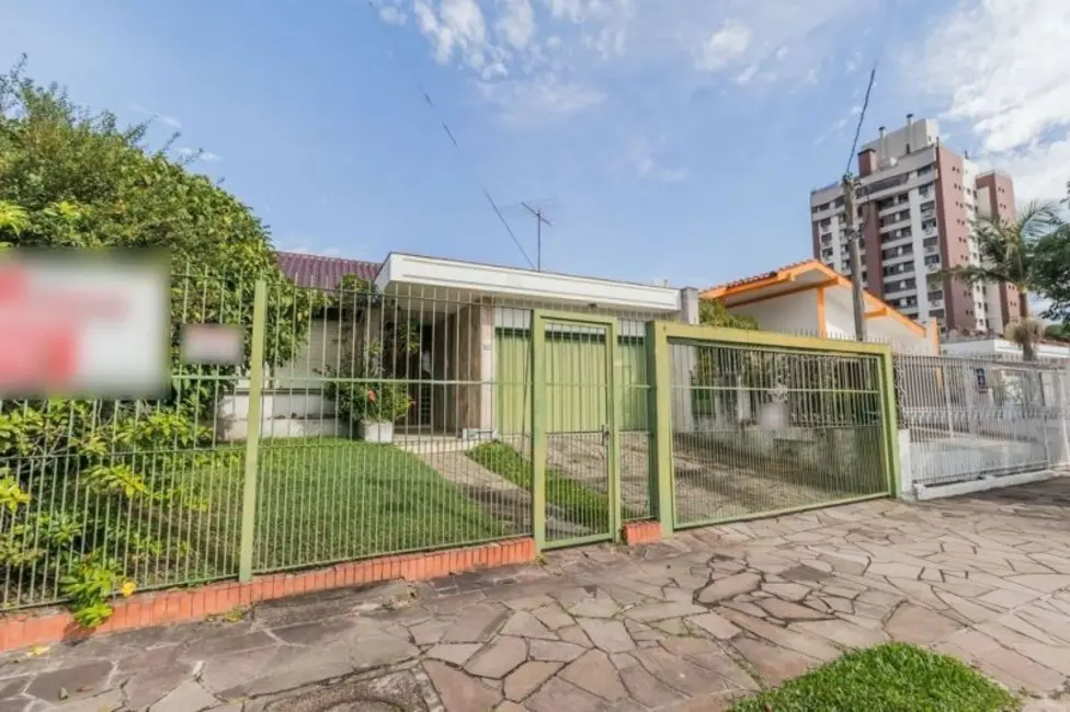 Foto 1 de Casa com 3 quartos à venda, 202m2 em Jardim Lindóia, Porto Alegre - RS