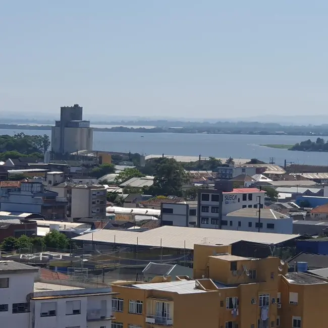 Foto 2 de Apartamento com 3 quartos à venda, 105m2 em Floresta, Porto Alegre - RS
