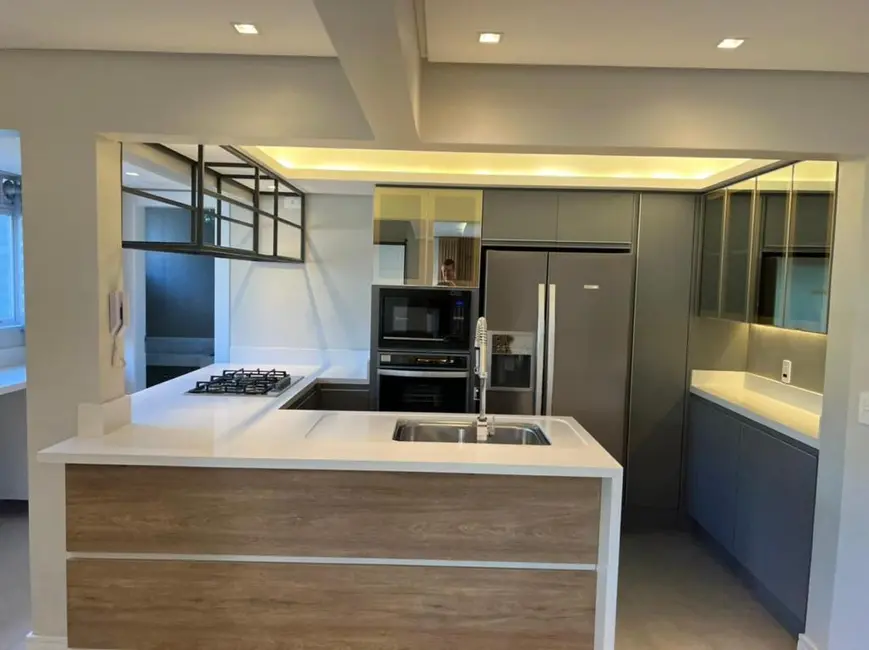 Apartamento com 2 quartos à venda, 87m2 em Auxiliadora, Porto Alegre - RS - imagem 4 Foto 4 de Apartamento com 2 quartos à venda, 87m2 em Auxiliadora, Porto Alegre - RS