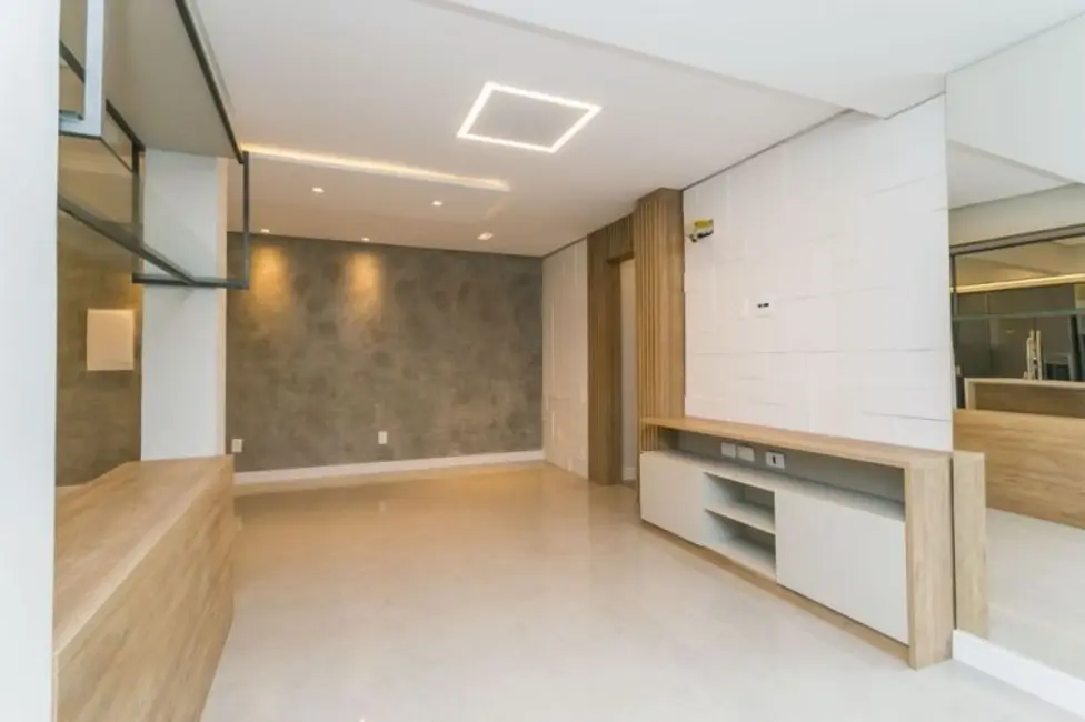 Apartamento com 2 quartos à venda, 87m2 em Auxiliadora, Porto Alegre - RS - imagem 9 Foto 9 de Apartamento com 2 quartos à venda, 87m2 em Auxiliadora, Porto Alegre - RS