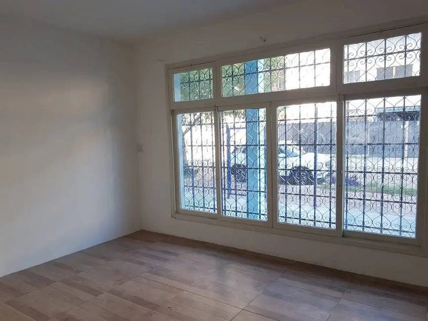 Sala Comercial para alugar, 230m2 em Santana, Porto Alegre - RS - imagem 4 Foto 4 de Sala Comercial para alugar, 230m2 em Santana, Porto Alegre - RS