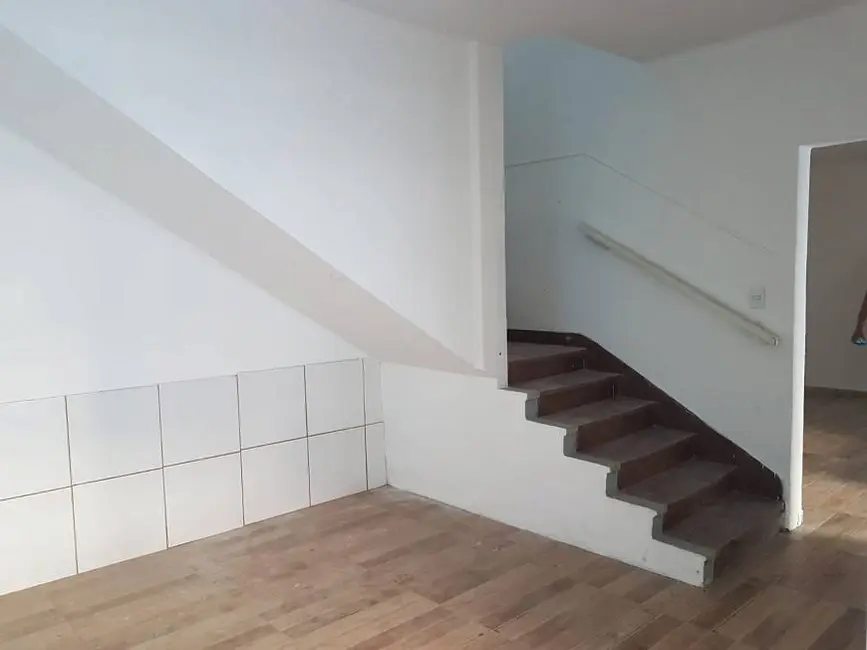 Sala Comercial para alugar, 230m2 em Santana, Porto Alegre - RS - imagem 6 Foto 6 de Sala Comercial para alugar, 230m2 em Santana, Porto Alegre - RS