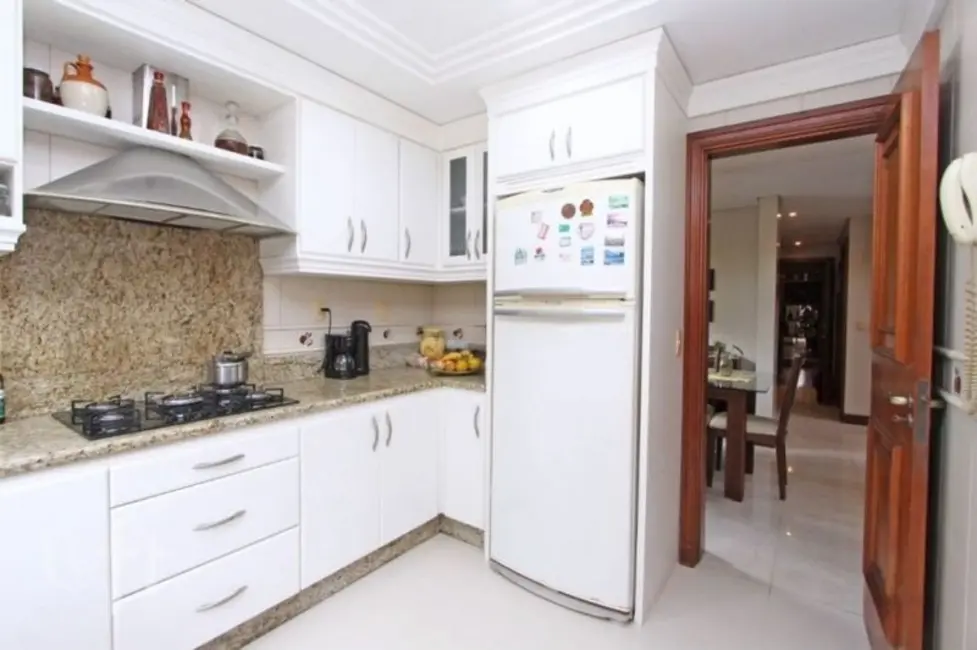 Foto 6 de Casa com 3 quartos à venda, 300m2 em São Sebastião, Porto Alegre - RS