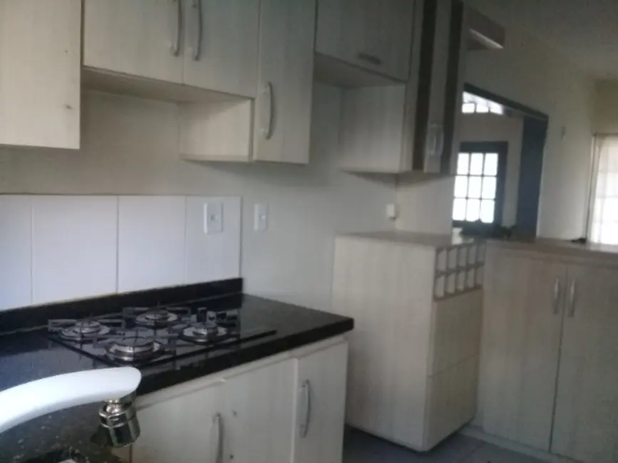 Casa com 2 quartos para alugar, 100m2 em Loteamento Jardim Timbaúva, Gravatai - RS - imagem 9 Foto 9 de Casa com 2 quartos para alugar, 100m2 em Loteamento Jardim Timbaúva, Gravatai - RS