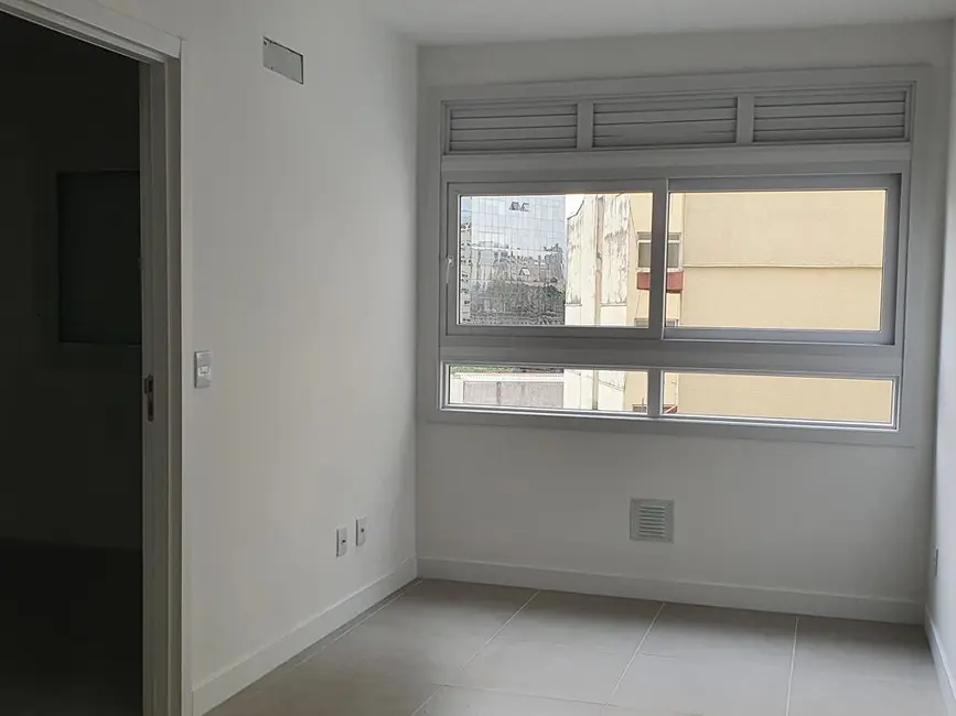Foto 1 de Apartamento com 1 quarto à venda, 30m2 em Farroupilha, Porto Alegre - RS