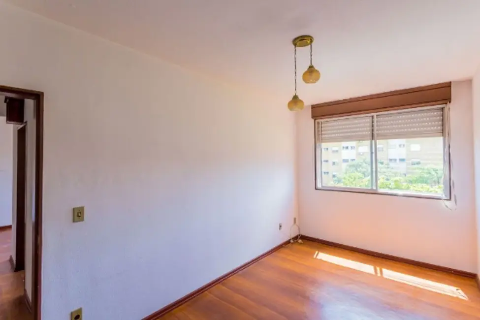 Foto 1 de Apartamento com 1 quarto à venda, 43m2 em Jardim Itu Sabará, Porto Alegre - RS