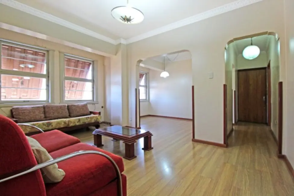 Foto 2 de Apartamento com 2 quartos à venda, 80m2 em Independência, Porto Alegre - RS