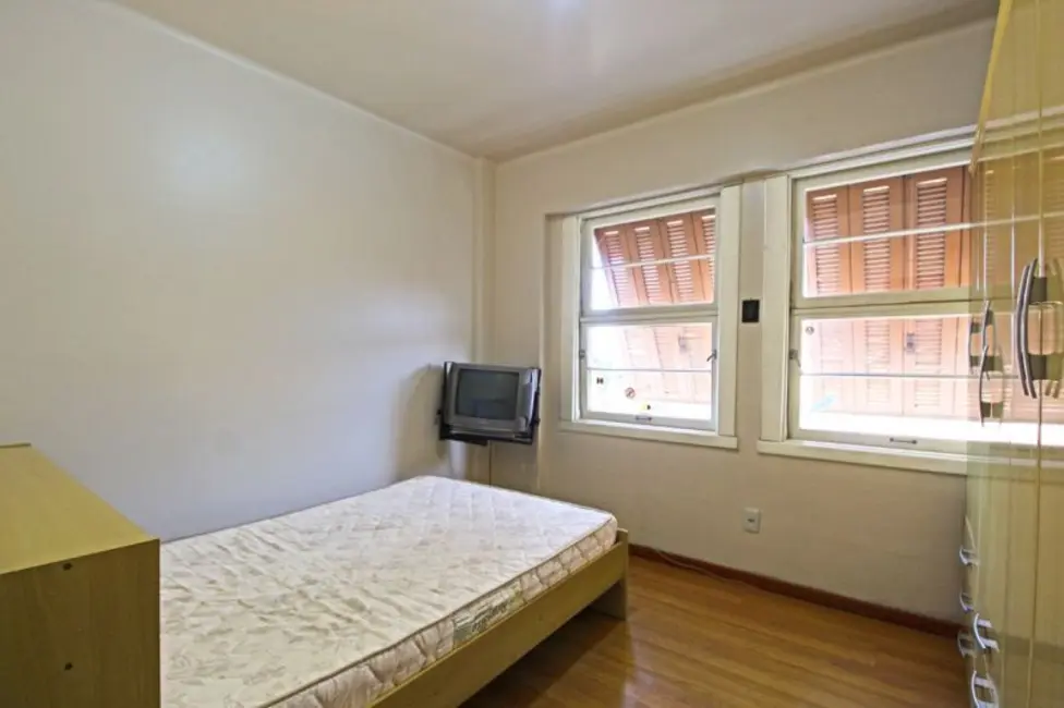 Foto 7 de Apartamento com 2 quartos à venda, 80m2 em Independência, Porto Alegre - RS