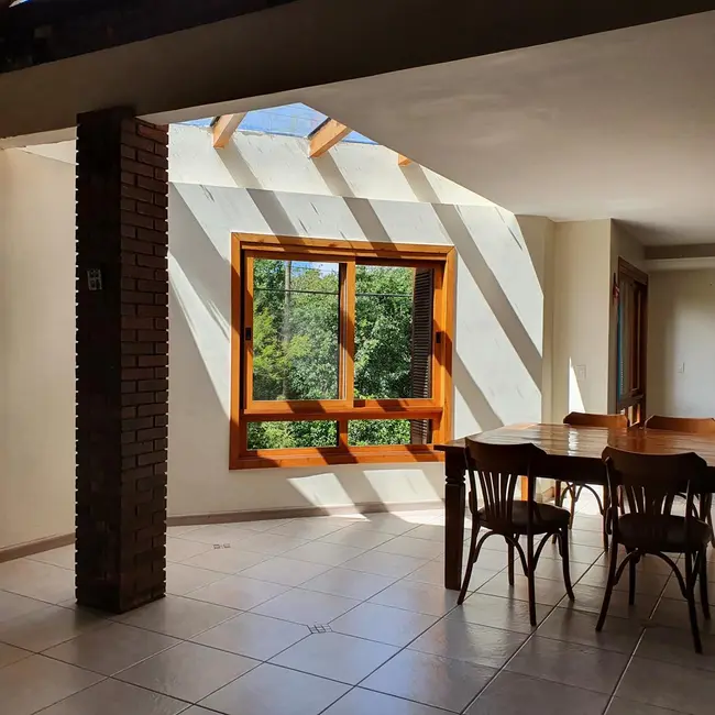 Foto 5 de Casa com 4 quartos à venda, 290m2 em Agronomia, Porto Alegre - RS