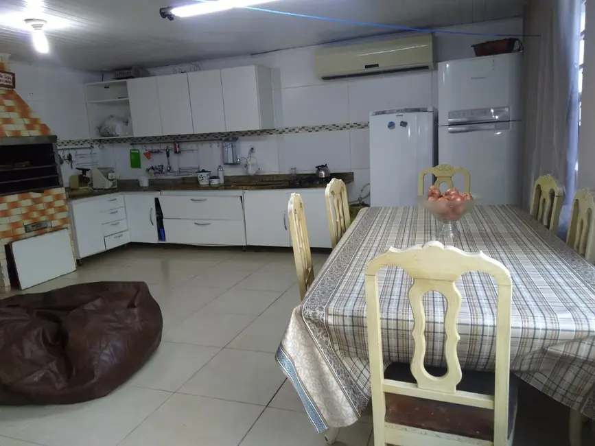 Foto 5 de Casa com 3 quartos para alugar, 159m2 em Tristeza, Porto Alegre - RS