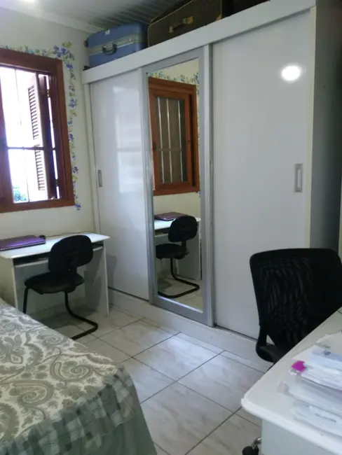 Foto 15 de Casa com 3 quartos para alugar, 159m2 em Tristeza, Porto Alegre - RS