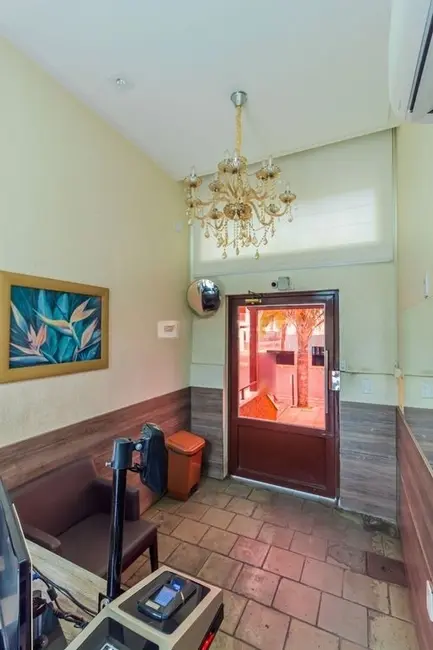 Foto 7 de Terreno / Lote à venda, 144m2 em Porto Alegre - RS