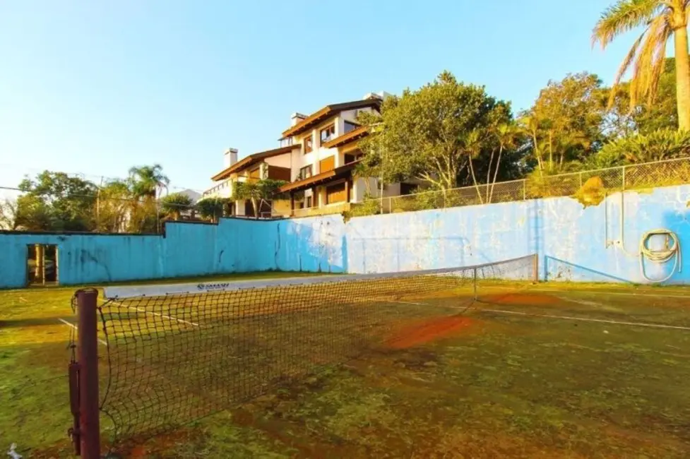 Casa com 4 quartos à venda, 600m2 em Teresópolis, Porto Alegre - RS - imagem 6 Foto 6 de Casa com 4 quartos à venda, 600m2 em Teresópolis, Porto Alegre - RS