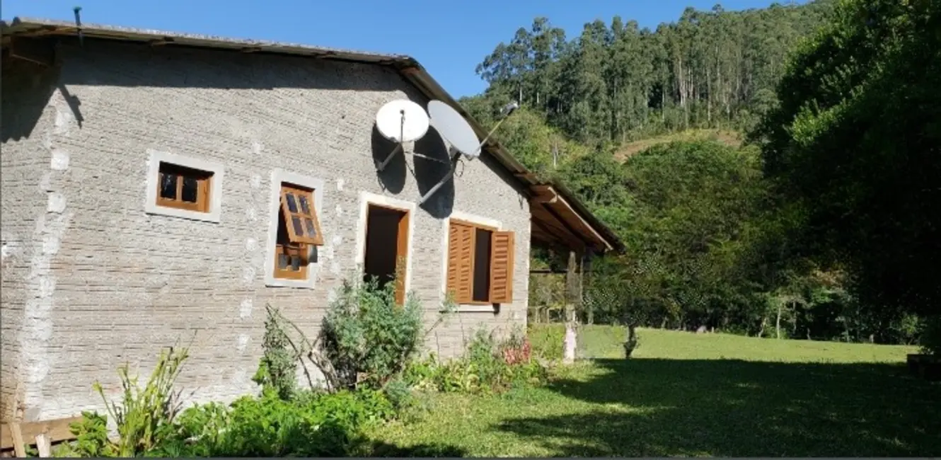 Foto 4 de Chácara com 2 quartos à venda, 110m2 em Tres Forquilhas - RS