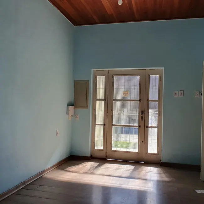 Casa com 3 quartos à venda, 150m2 em Azenha, Porto Alegre - RS - imagem 7 Foto 7 de Casa com 3 quartos à venda, 150m2 em Azenha, Porto Alegre - RS