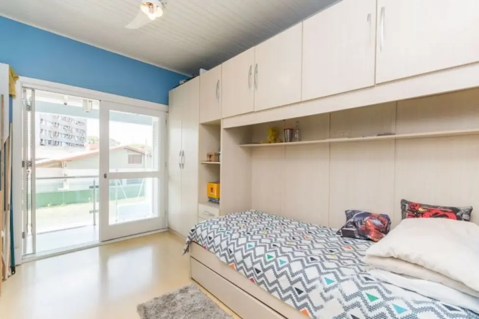 Foto 7 de Casa com 5 quartos à venda, 242m2 em Sarandi, Porto Alegre - RS