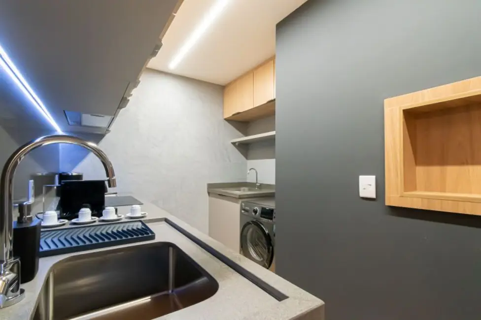 Foto 8 de Kitnet à venda, 34m2 em Floresta, Porto Alegre - RS