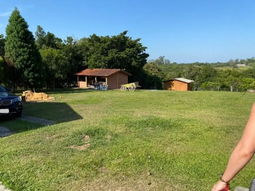 Chácara com 2 quartos à venda, 20424m2 em Viamao - RS - imagem 3 Foto 3 de Chácara com 2 quartos à venda, 20424m2 em Viamao - RS