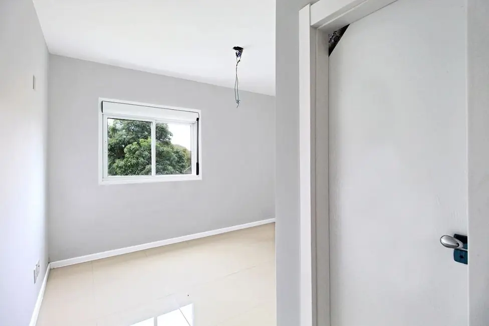 Foto 6 de Apartamento com 2 quartos à venda, 58m2 em Medianeira, Porto Alegre - RS