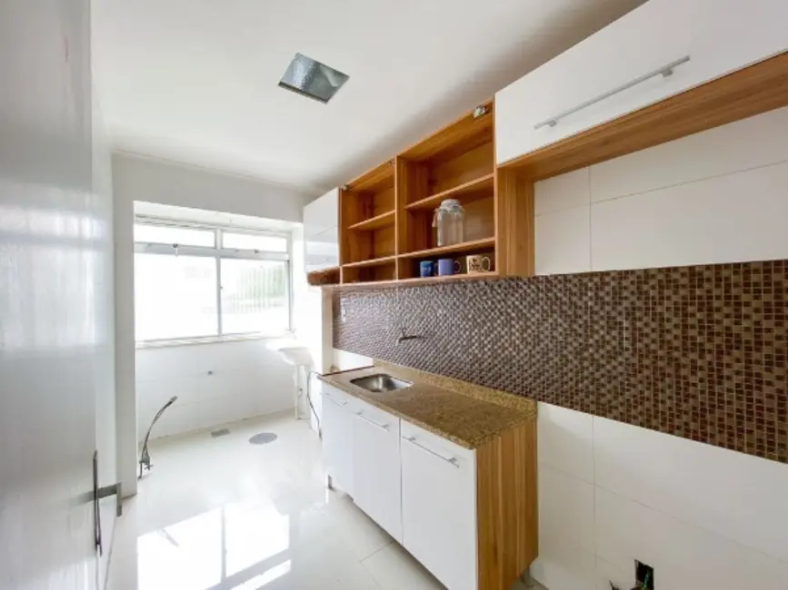 Foto 2 de Cobertura com 2 quartos à venda, 92m2 em Petrópolis, Porto Alegre - RS