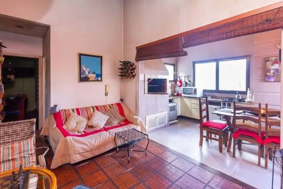 Cobertura com 3 quartos à venda, 134m2 em Santana, Porto Alegre - RS - imagem 9 Foto 9 de Cobertura com 3 quartos à venda, 134m2 em Santana, Porto Alegre - RS