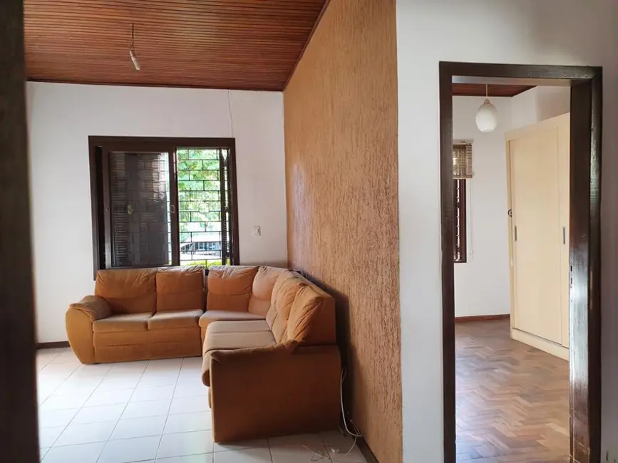 Casa com 5 quartos à venda, 290m2 em Glória, Porto Alegre - RS - imagem 5 Foto 5 de Casa com 5 quartos à venda, 290m2 em Glória, Porto Alegre - RS