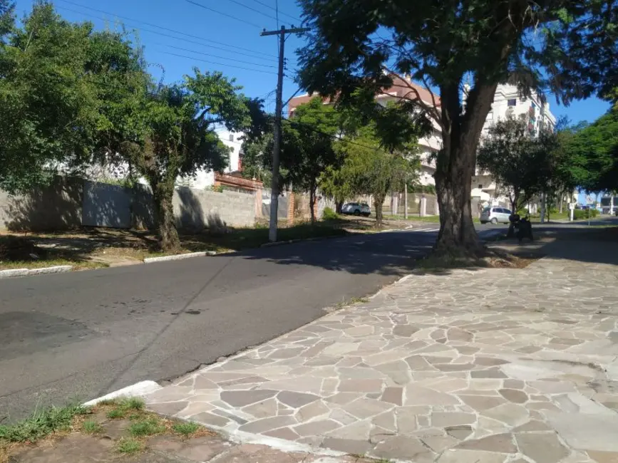 Foto 3 de Terreno / Lote à venda, 363m2 em Chácara das Pedras, Porto Alegre - RS
