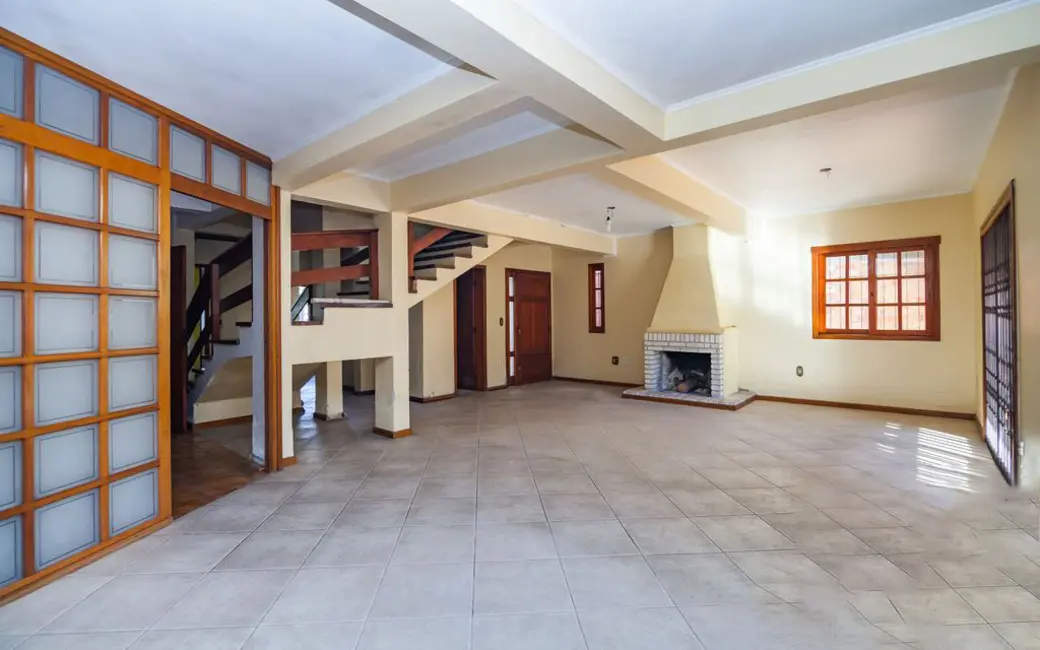Foto 2 de Casa com 3 quartos à venda, 260m2 em Jardim Itu Sabará, Porto Alegre - RS