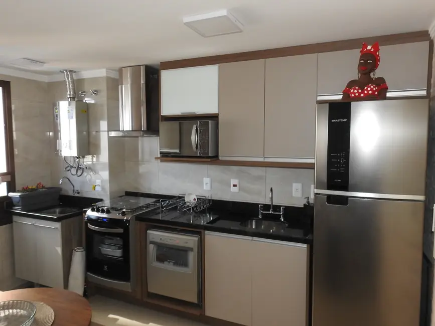 Foto 9 de Apartamento com 2 quartos à venda, 82m2 em Menino Deus, Porto Alegre - RS