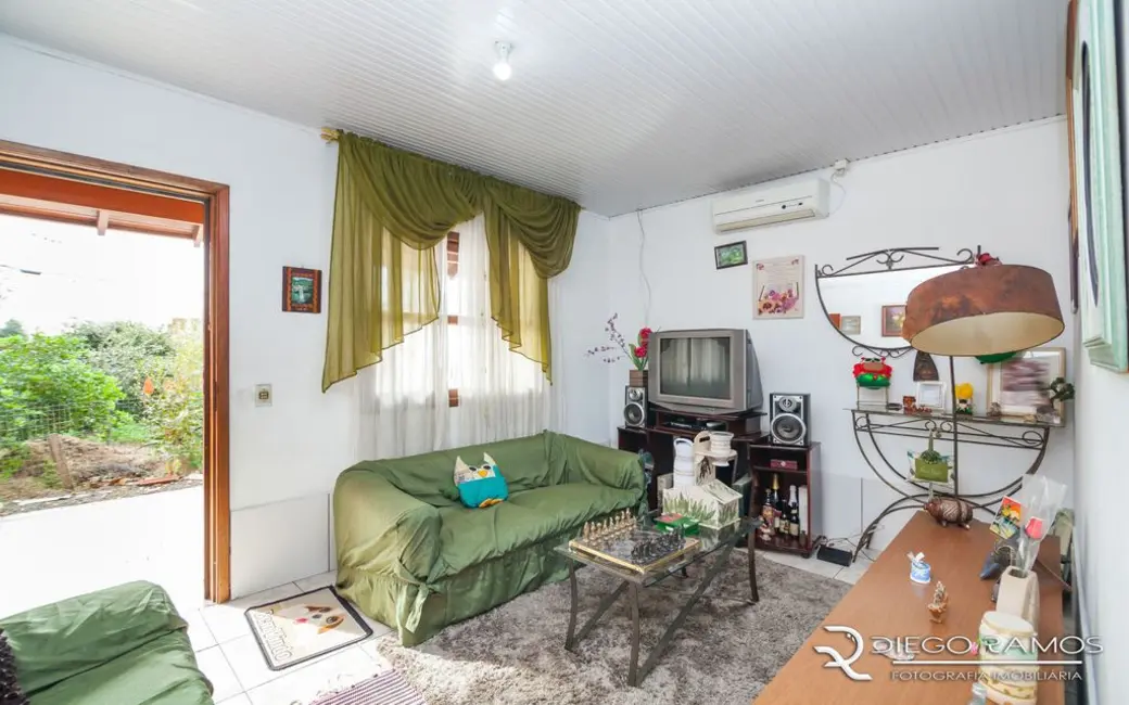 Foto 3 de Casa com 3 quartos à venda, 129m2 em Sarandi, Porto Alegre - RS