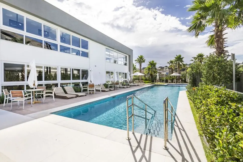 Casa com 3 quartos à venda, 195m2 em Porto Alegre - RS - imagem 7 Foto 7 de Casa com 3 quartos à venda, 195m2 em Porto Alegre - RS