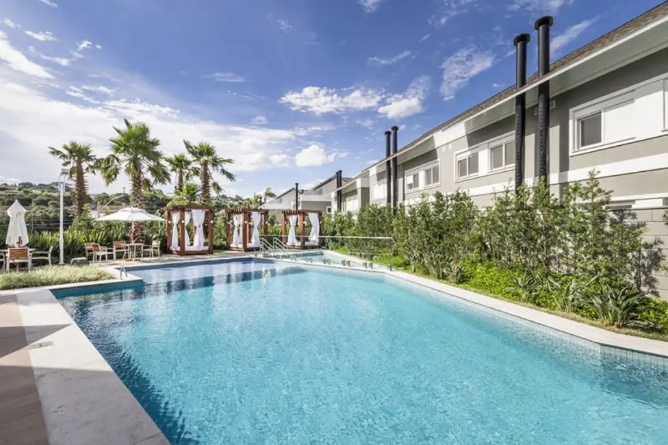 Casa com 3 quartos à venda, 195m2 em Porto Alegre - RS - imagem 8 Foto 8 de Casa com 3 quartos à venda, 195m2 em Porto Alegre - RS